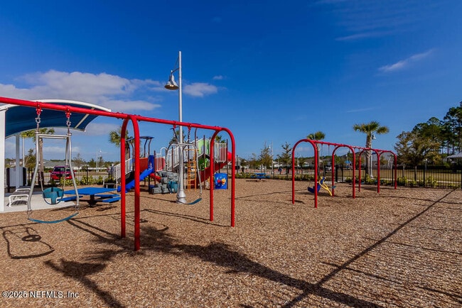 Building Photo - 258 Thistleton Wy