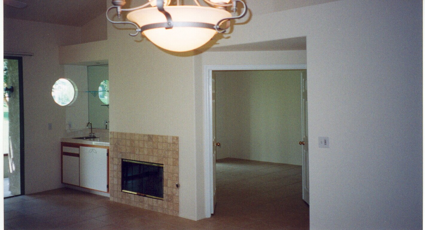 Building Photo - 42593 Liolios Dr