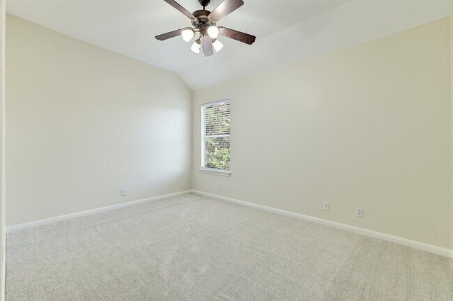 Building Photo - 20308 Farm Pond Ln