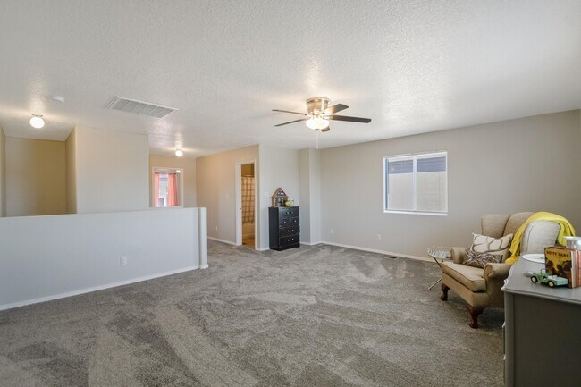 Building Photo - 10501 Trieste Ct NW