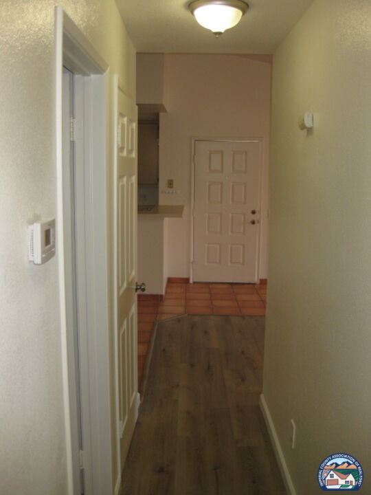 Building Photo - 1200 Rodeo Dr