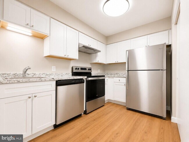 Building Photo - 11150 Beaver Trail Ct