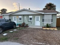 Building Photo - 124 146th Ave E