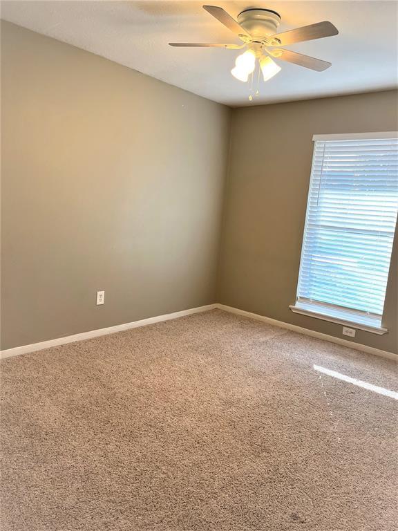 Building Photo - 29022 Cherrywood Ln