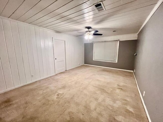 Building Photo - Westwood Subdivision / Rockdale, TX / 4 bedrooms / One Story