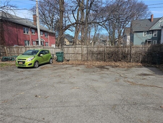 Building Photo - 9 Rowley St