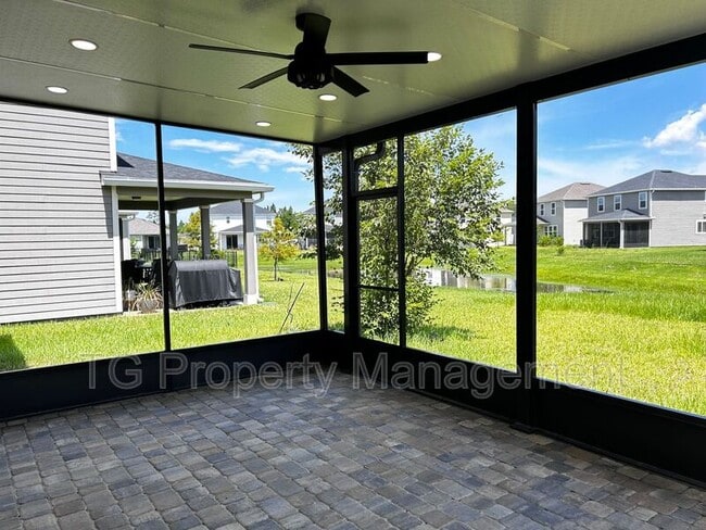 Building Photo - 11646 Pacific Dogwood Ct