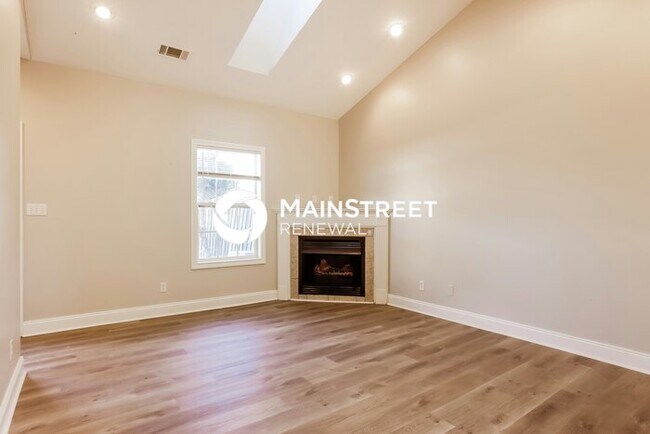 Building Photo - 3 Bedroom Pet-Friendly Home in Corryton, TN with Main Street Renewal
