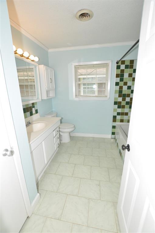 Building Photo - 23114 Laura Ln
