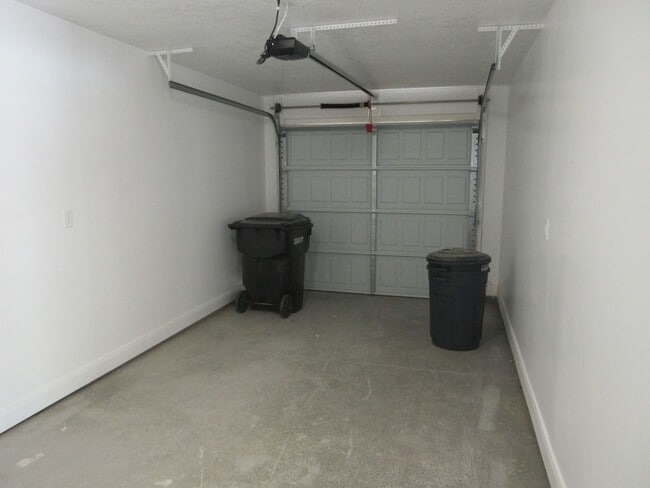 Building Photo - Single Level Twin Home, Gemini Meadows