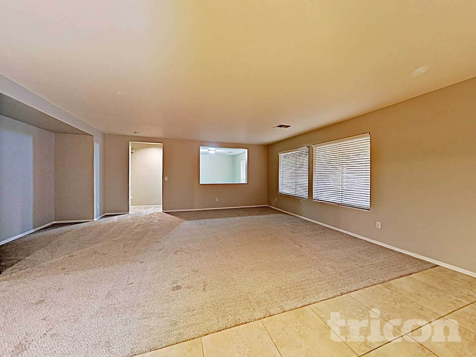 Building Photo - 25685 W Pleasant Ln