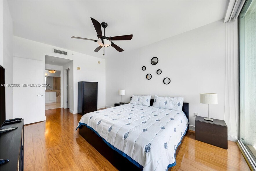 Building Photo - 3131 NE 188th St