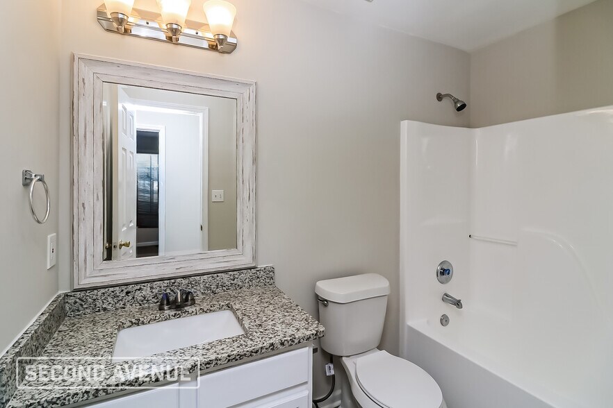 Building Photo - 58 Southwind Dr