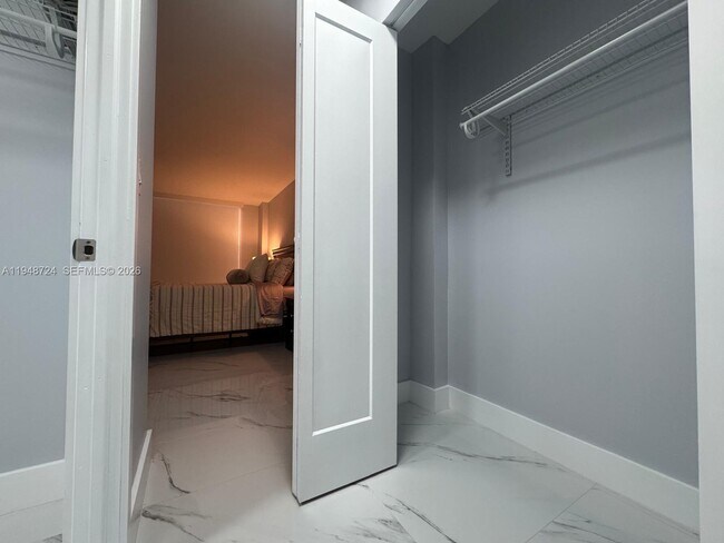 Building Photo - 3800 S Ocean Dr