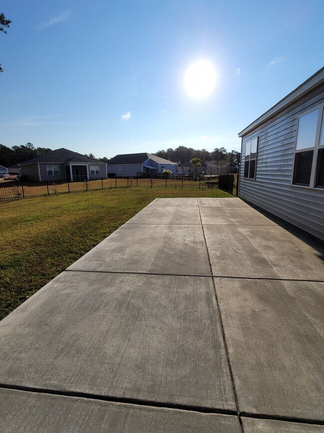 Building Photo - Desireable 4 Bedroom home in The Farm