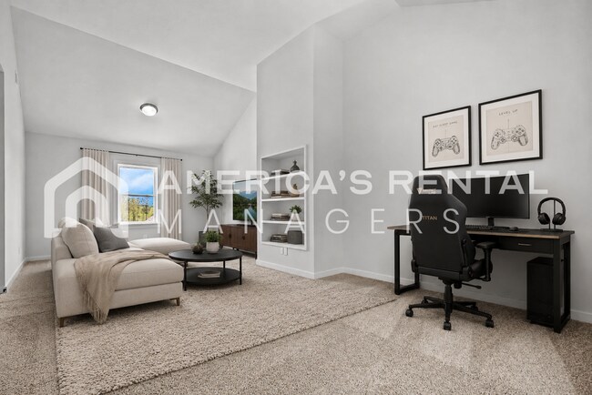 Building Photo - Rare 5 Bedroom Home for Rent!