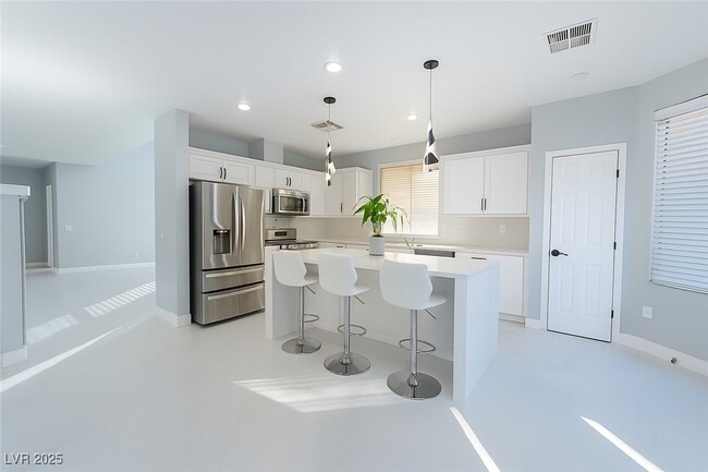 Building Photo - 3601 Pinnate Dr