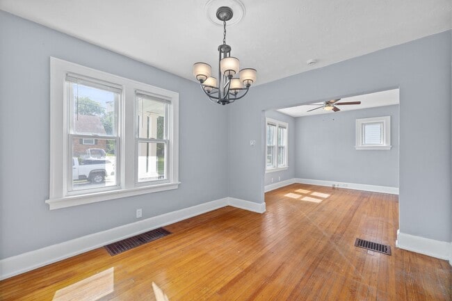 Building Photo - BRIDGETOWN - Charming 2+ Bed 2 Bath w 1 Ca...