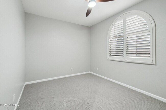 Building Photo - 26645 N 42nd St