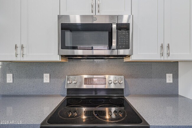 Building Photo - 4053 W Cielo Grande