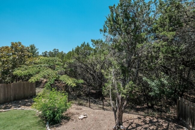 Building Photo - 28263 Willis Ranch