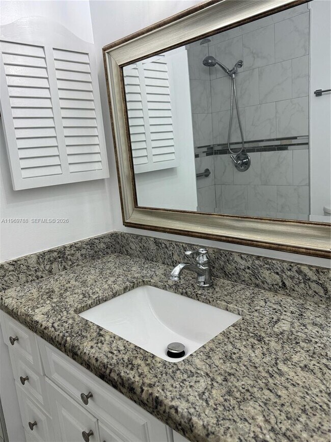 Building Photo - 15332 SW 80th Ln