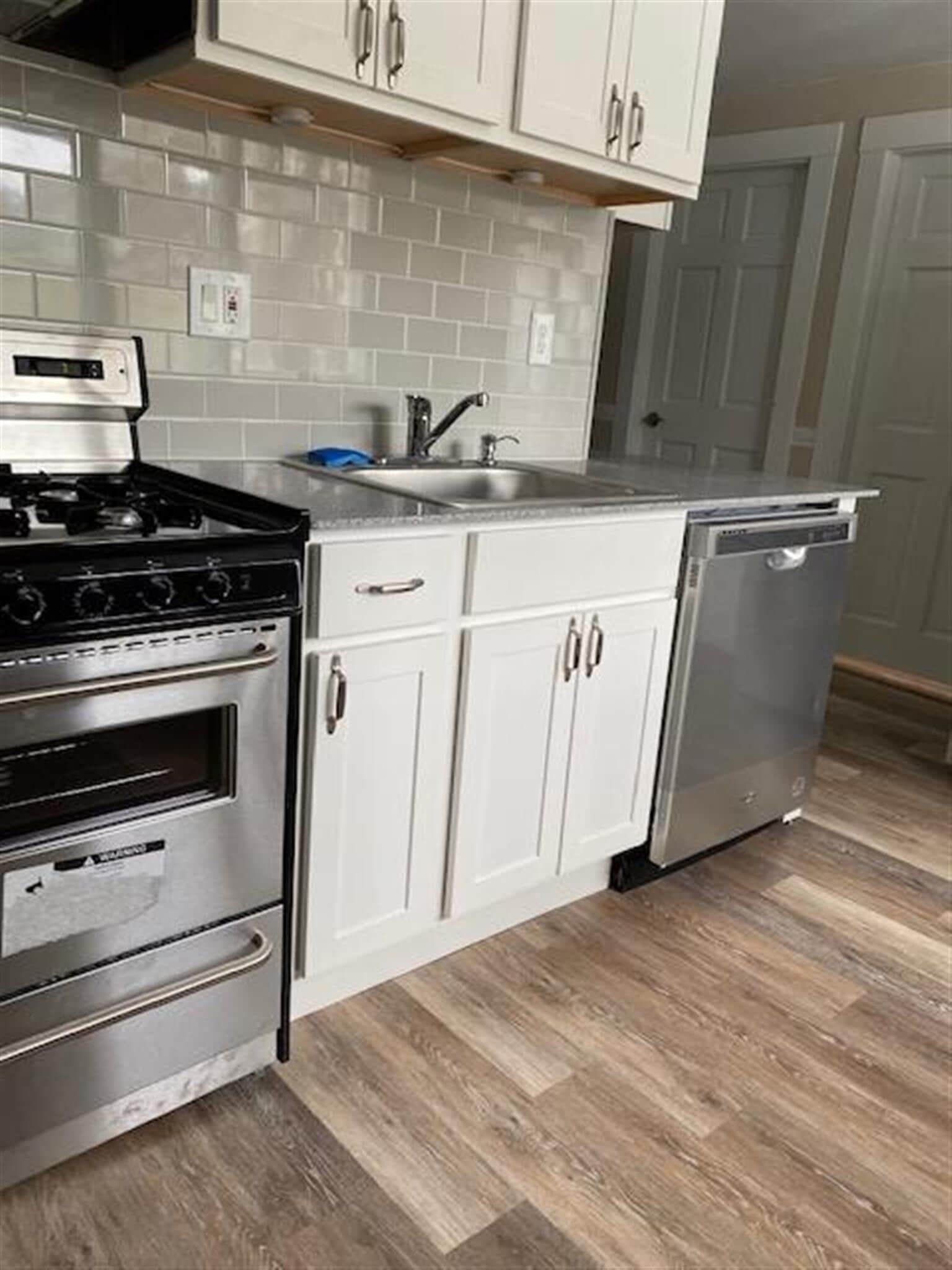 Building Photo - 22 Reed St