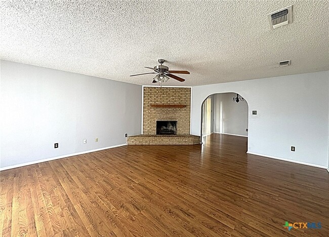 Building Photo - 3610 Bacon Ranch Rd
