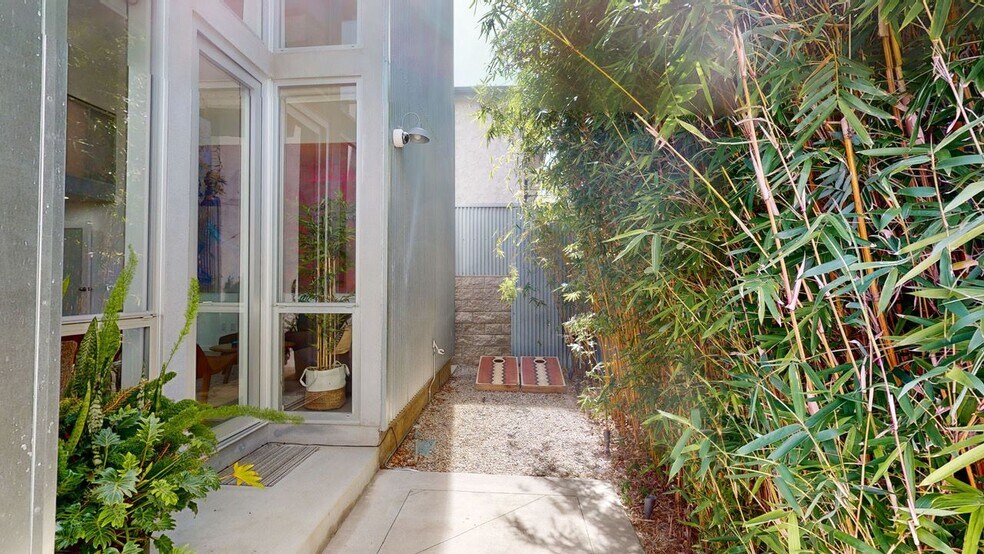 Building Photo - 1410 Pacific Ave