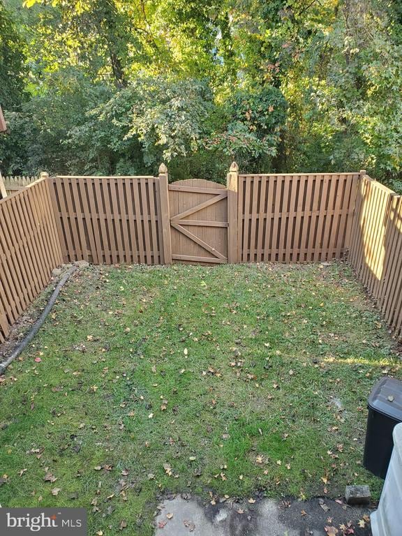 Building Photo - 7622 Mandan Rd