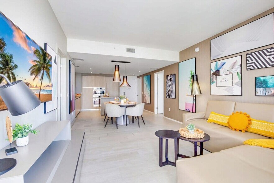 Building Photo - 4112 Jimmy Buffett Mem Hwy