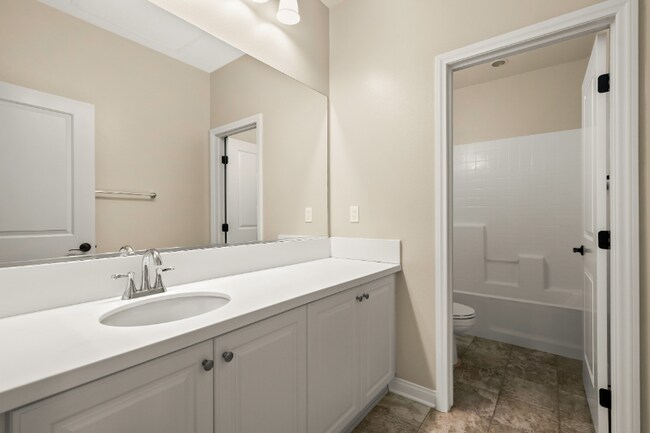 Building Photo - 2754 Overlook Point Dr