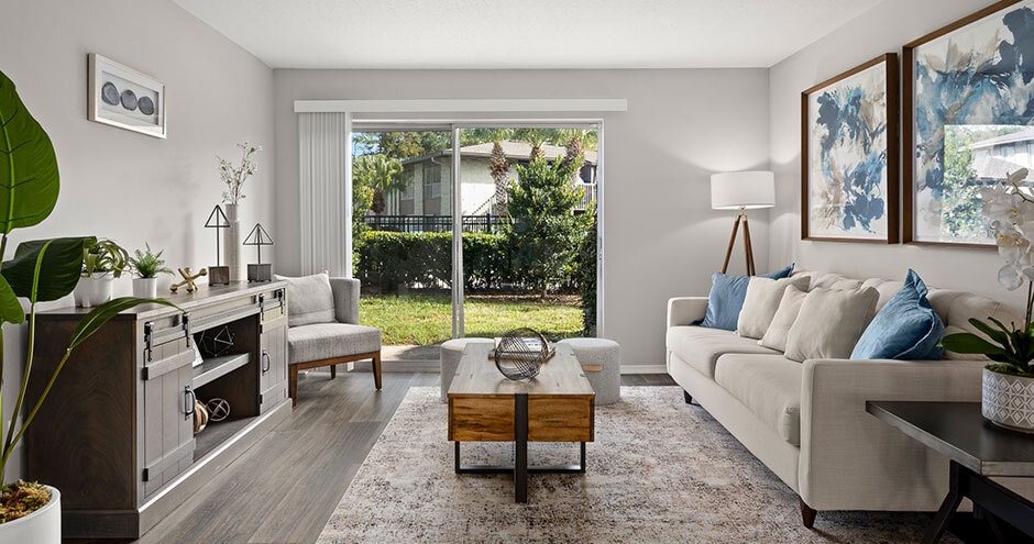 Building Photo - St. John's Pointe Apartment Homes