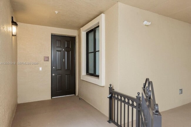 Building Photo - 2900 NW 125th Ave