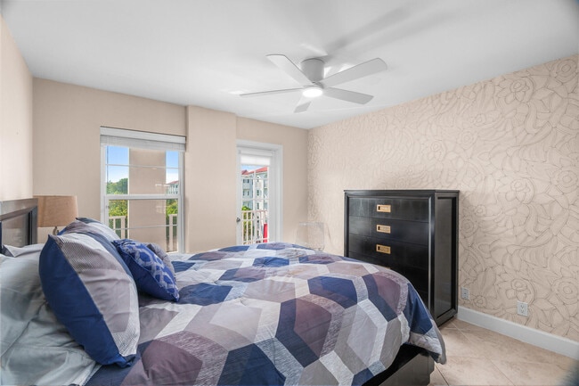 Building Photo - 950 Ponce De Leon Rd