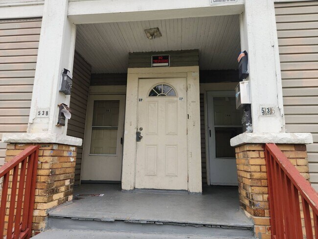 Building Photo - 536 E 117th St