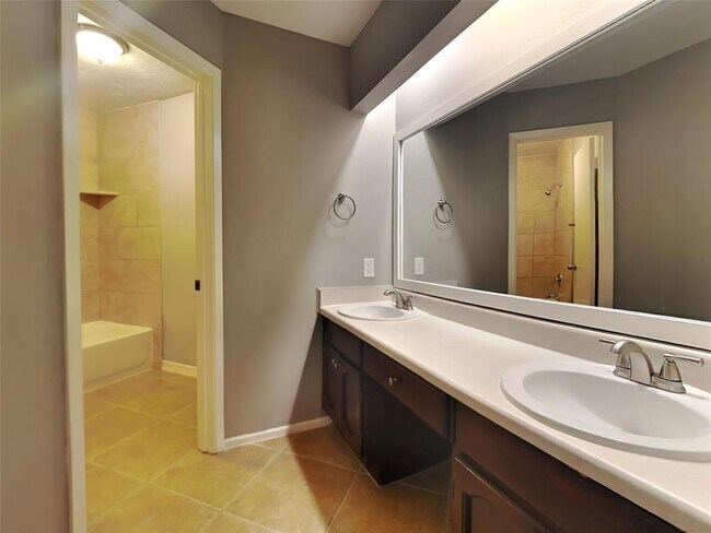 Building Photo - 22203 Barrygate Cir
