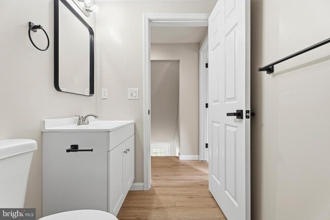 Building Photo - 706 Sue Grove Rd