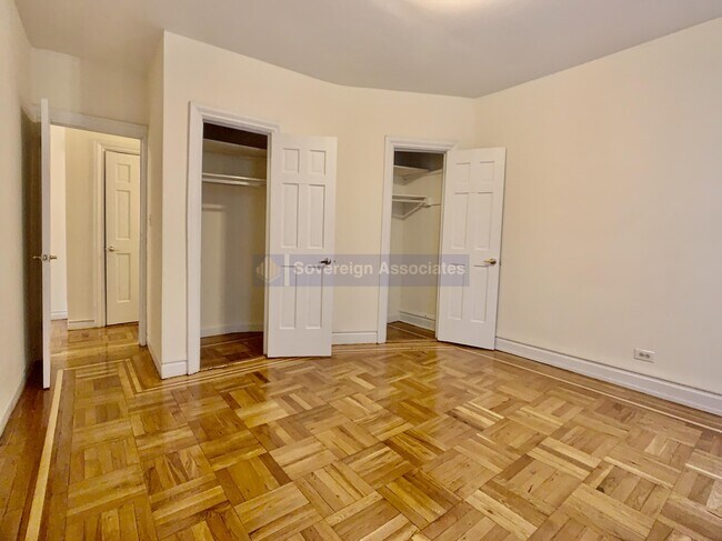 Building Photo - 20 Magaw Pl
