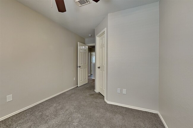 Building Photo - 417 Mystic Trail Loop