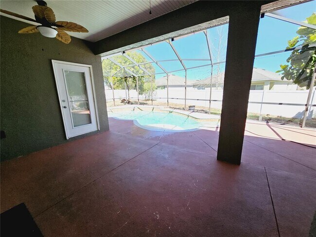 Building Photo - 1930 Saddlewood Ct