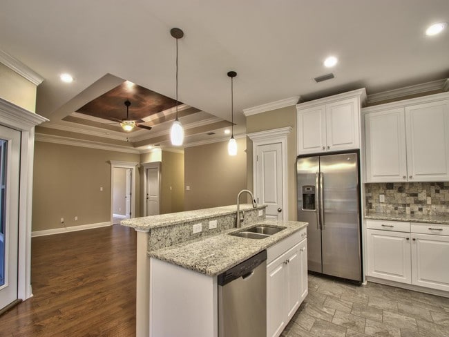 Building Photo - 250 Tillis Ln
