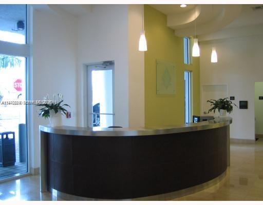 Building Photo - 1 Glen Royal Pkwy