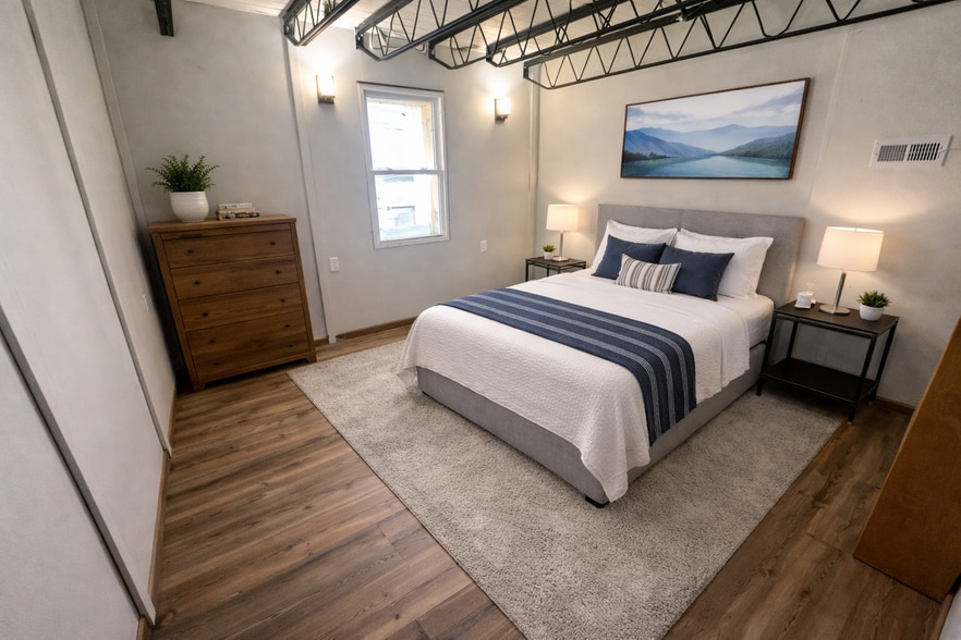 Bedroom 1 - 47 W Bridge St