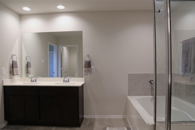 Building Photo - 1719 Chase Anchor Ct