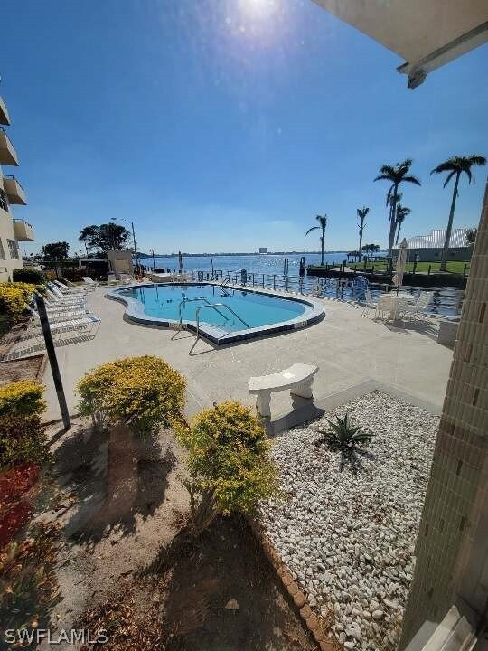 Building Photo - 1766 Cape Coral Pkwy E