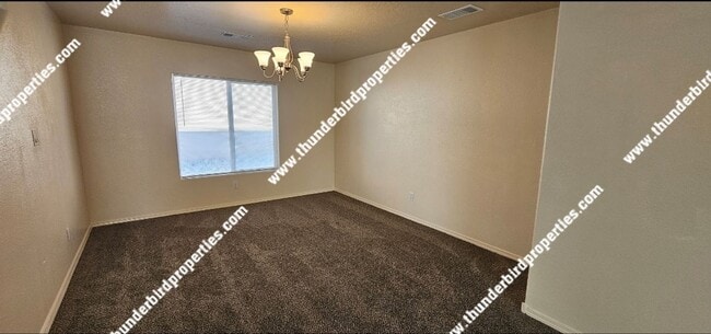 Building Photo - Spacious 4 bedroom, 3 bathroom in Ventana ...
