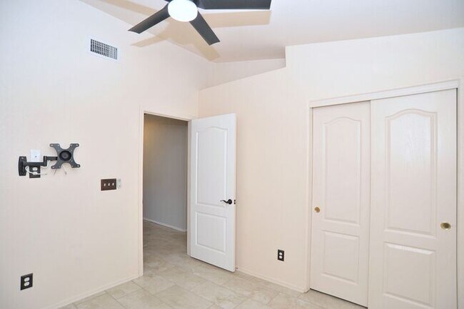 Building Photo - Premium Dove Mountain Home