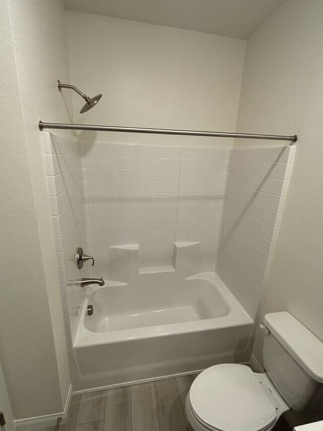 Building Photo - Modern Inspirada Living – 4 Bed Home with Loft & Downstairs Suite