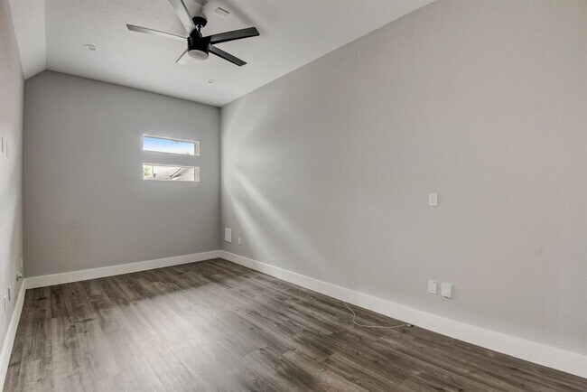 Building Photo - 2507 Rogge Ln